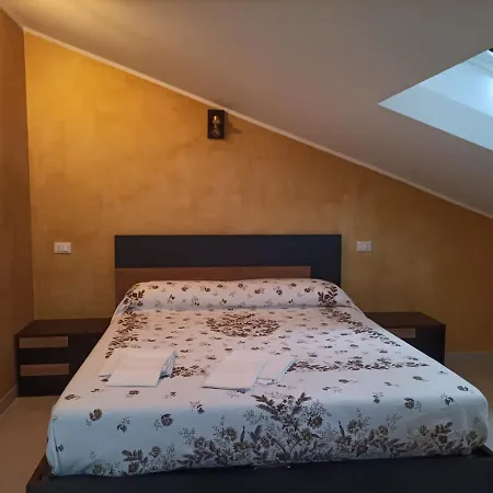 B&B Corso Federico II לינה וארוחת בוקר ל'אקווילה